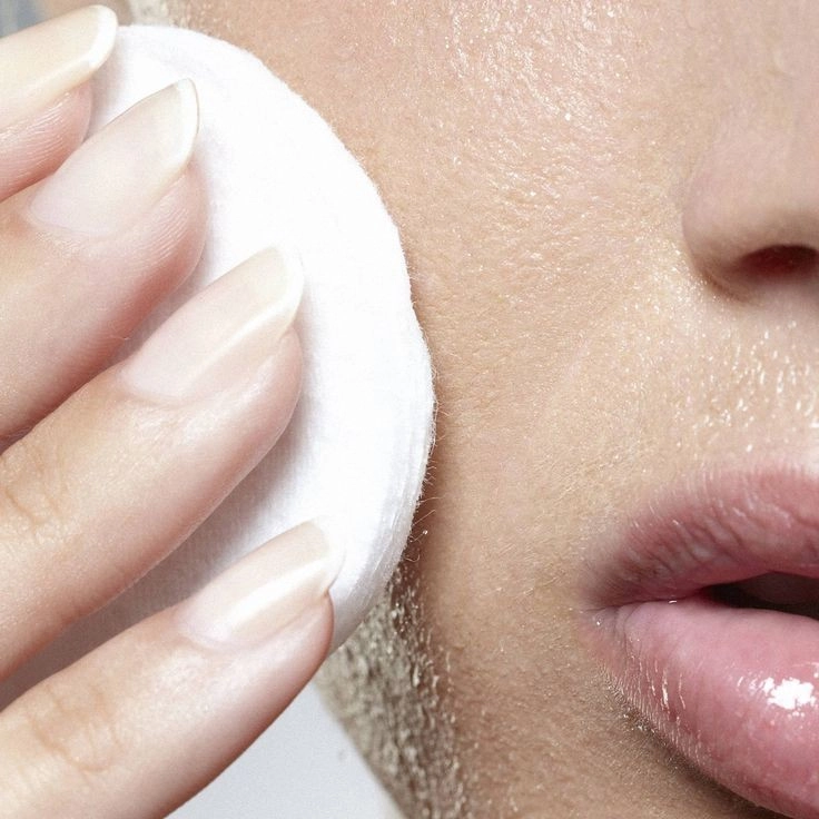میسلار واتر Avon